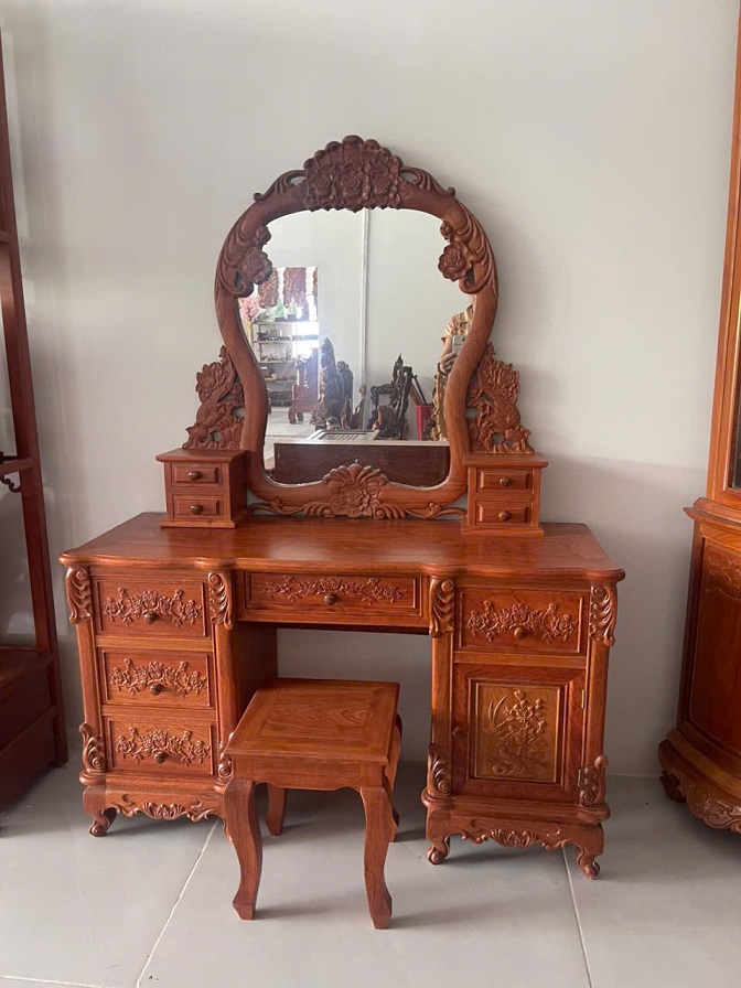 Bàn phấn gỗ Hương, mẫu 01