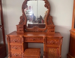 Bàn phấn gỗ Hương, mẫu 01