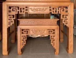 Bàn thờ gia tiên gỗ hương, mẫu 02