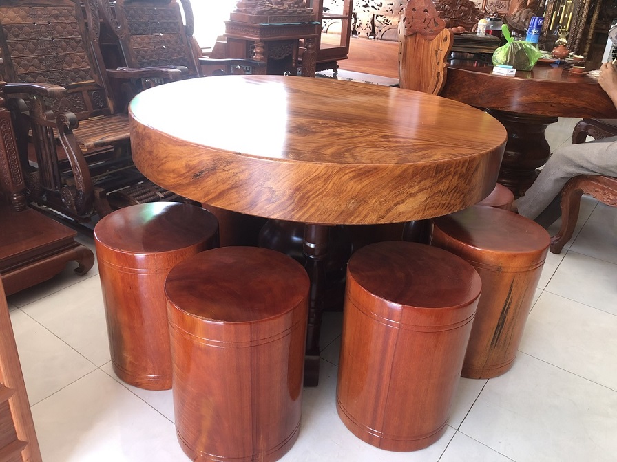 Bộ bàn ăn kiểu tròn, mặt liền mẫu 02