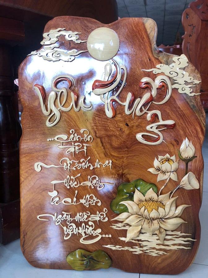 Tranh thư pháp chữ Yêu thương 01